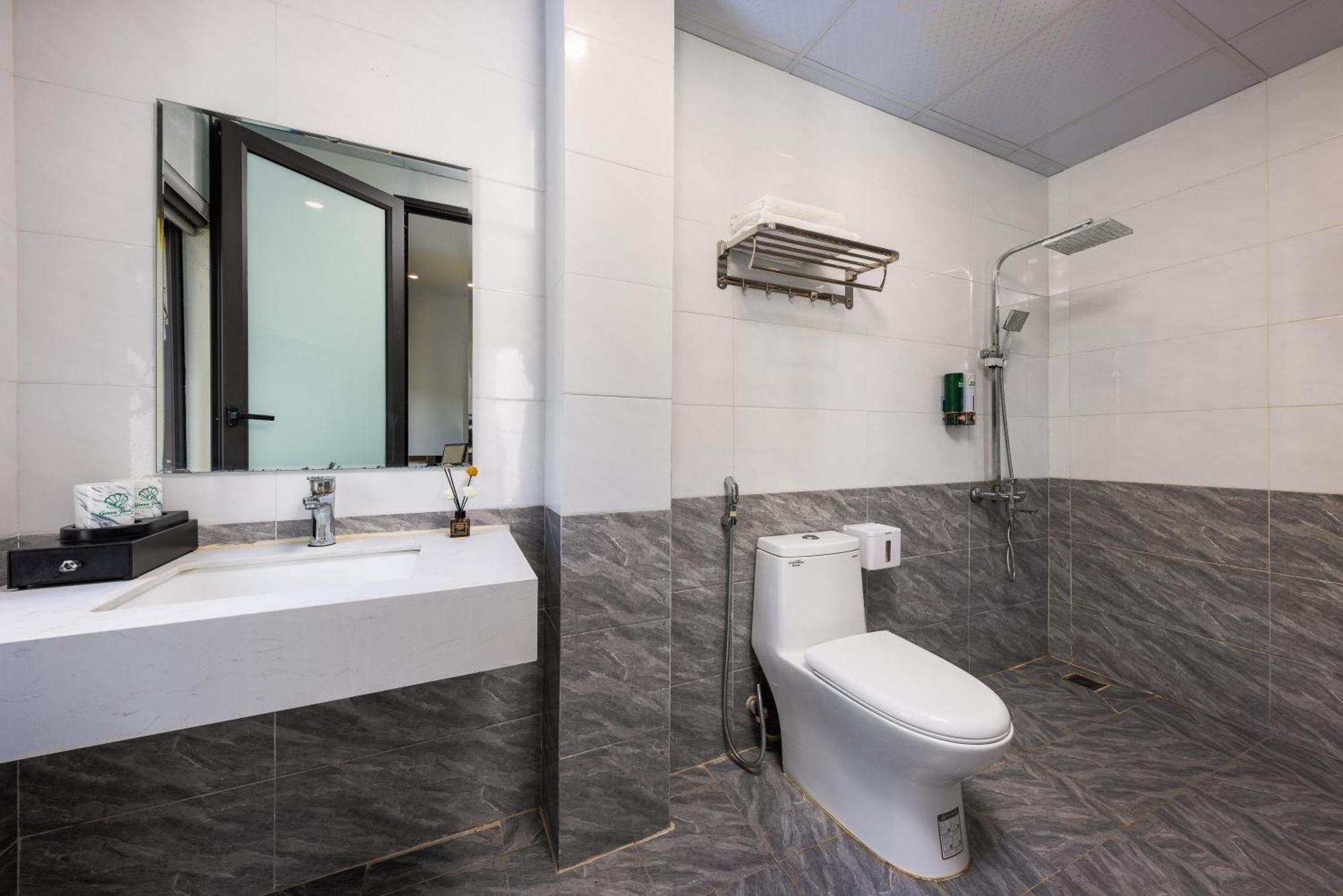 Cat Ba Green Pearl Hotel Dong Khe Sau Bagian luar foto